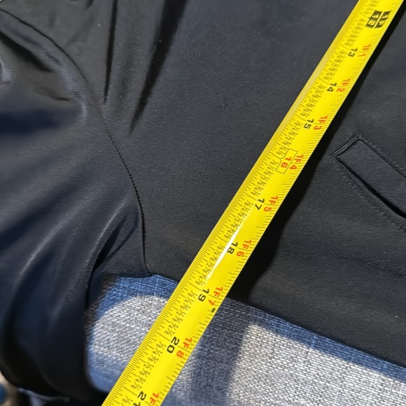 Women’s Adidas track jacket size small. New without tags. - Picture 9 of 12